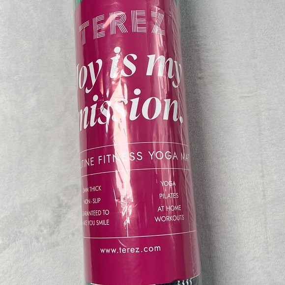 NWT Terez Yoga Mat TERY11 11 Tie Dye - Picture 3 of 5